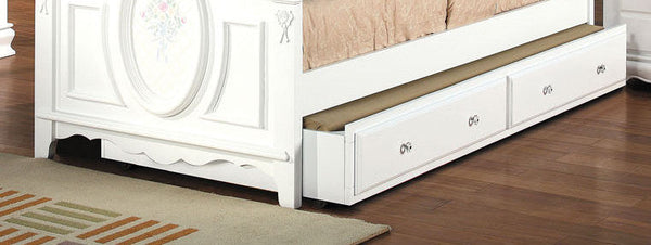 Acme Flora Trundle in White 01683