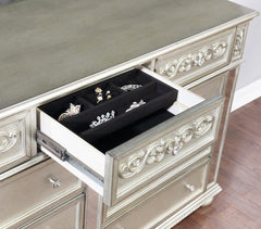 G222733 Dresser