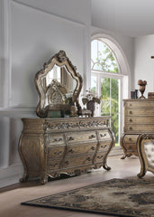 Ragenardus Vintage Oak Dresser