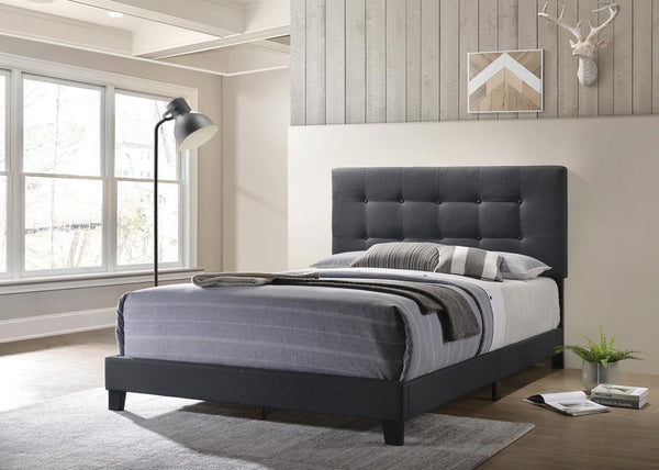G305746 Queen Bed