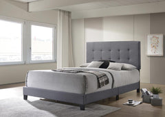 G305747 Queen Bed