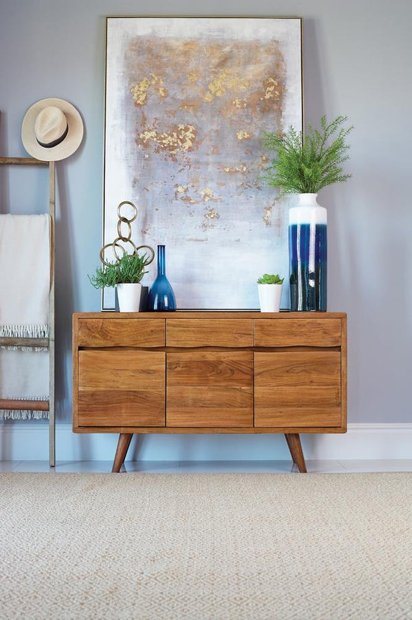 G951758 Accent Cabinet