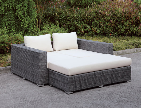 Somani Light Gray Wicker/Ivory Cushion Daybed